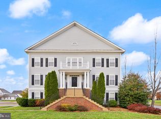 11821 Whitworth Cannon Ln, Bristow, VA 20136