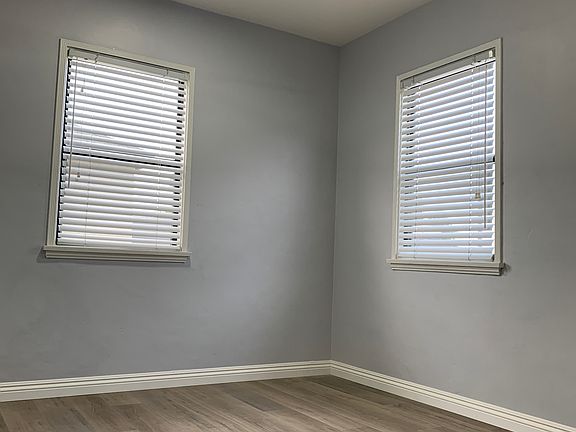 2nd image of 15721 Brighton Ave APT D
