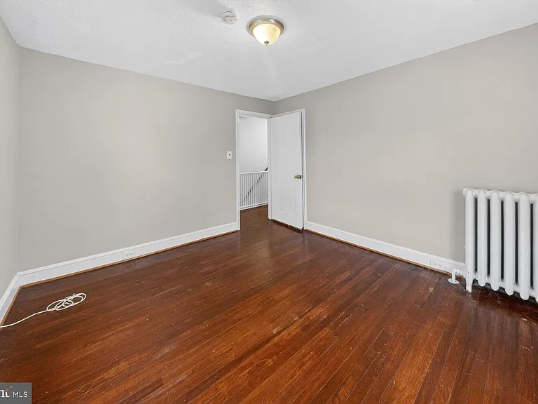 1353 Kennedy St NW — Photo 15