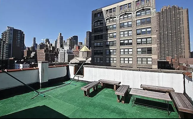 Rented by Jonis Realty | media 2