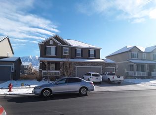 54 N Chalk Maple Ln, Vineyard, UT 84059