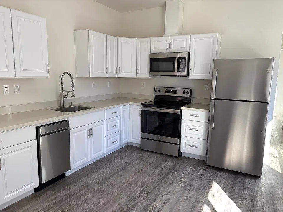 5452 Gallier Loop #ADU
