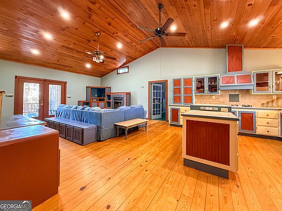 4th image of 33 McNabb Ln