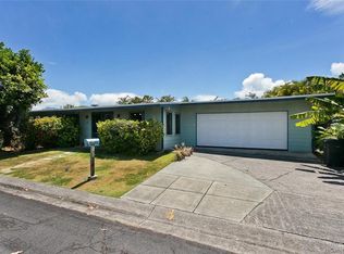 195 Aikahi Loop, Kailua, HI 96734