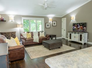 8212 Bennett Rd, Williamsburg, MI 49690