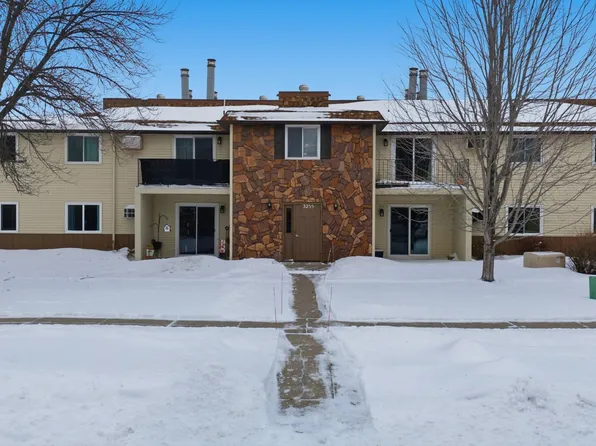 3255 16th Ave S APT 9, Fargo, ND 58103