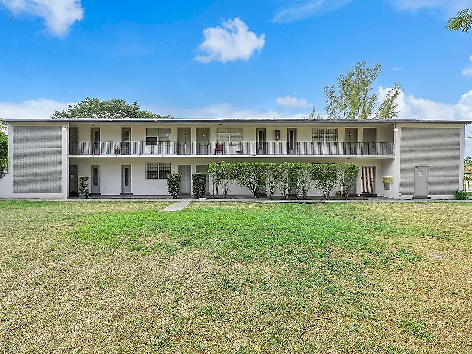 14950 N Miami Ave #4