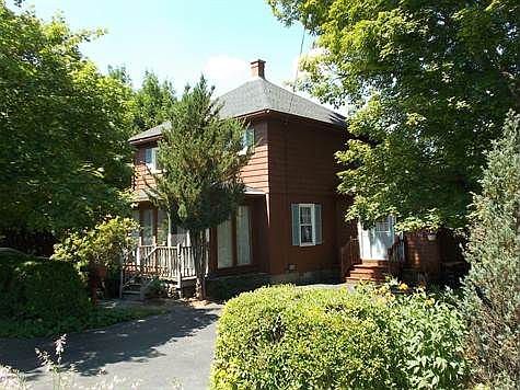 31 East Housatonic St Dalton