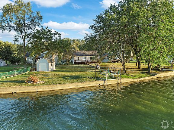 5th image of 35698 N Sheridan Dr