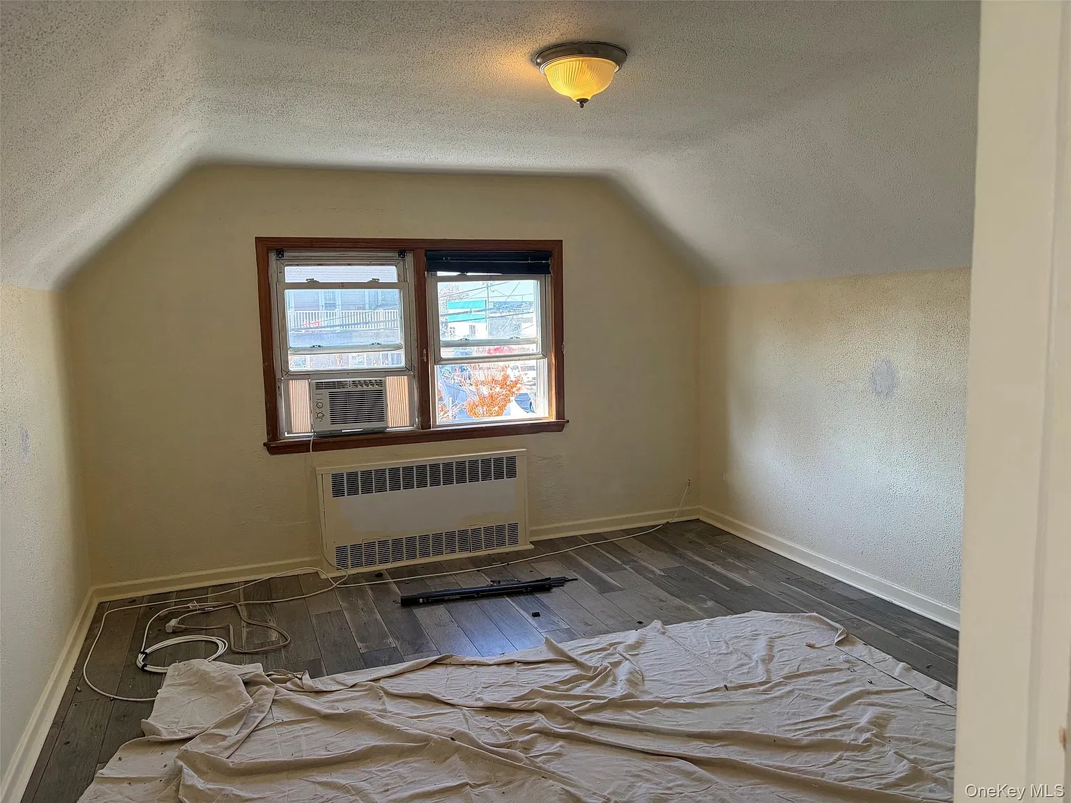 1 bed, 1.0 bath, 500 sqft, $2,200 — Photo 2