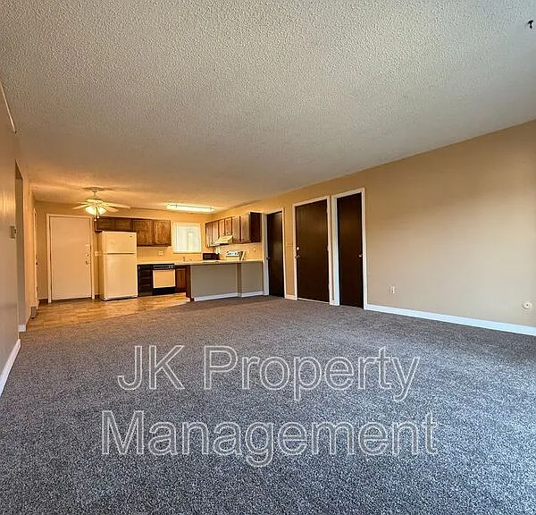 4604 3rd Ave S #14 — Photo 7