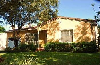 4th image of 1301 Ponce De Leon Dr
