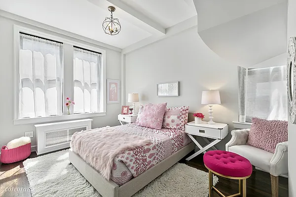 Sold by Corcoran | media 24