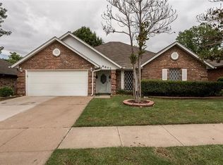 6607 Running Creek Dr, Arlington, TX 76001