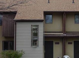 303 Shenandoah Cir, Blacksburg, VA 24060