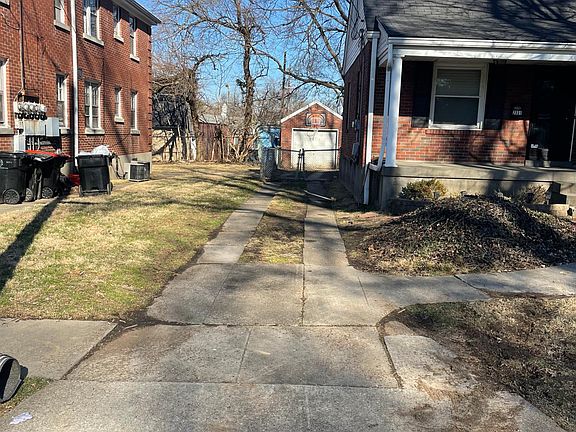 3rd image of 2331 Mount Claire Ave
