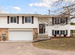 3872 Dolomite Dr, Eagan, MN 55122