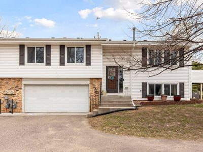 3872 Dolomite Dr, Eagan, MN, 55122