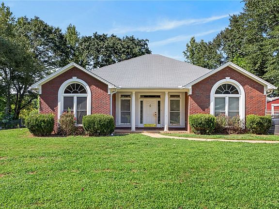 5th image of 98 Lee Road 418