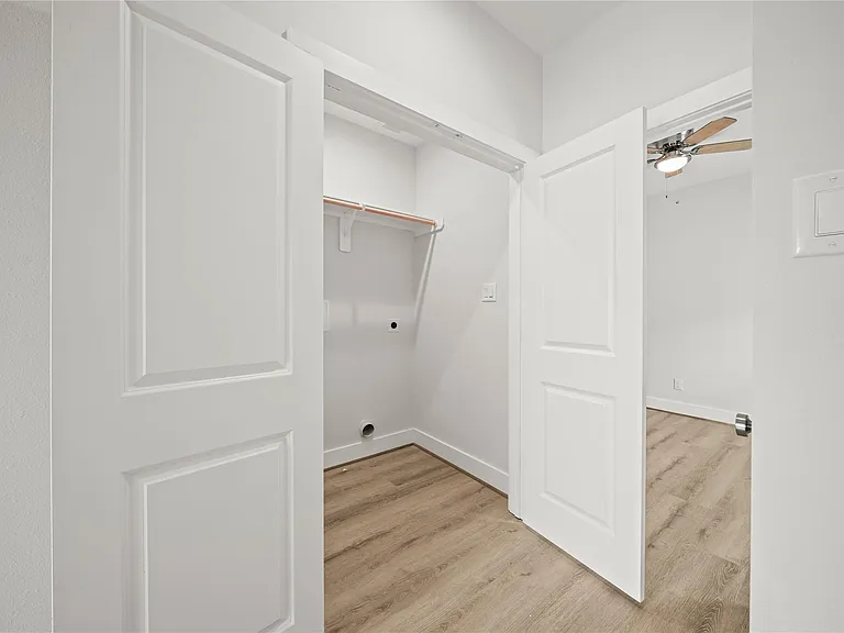 4007 New Orleans St #B — Photo 11