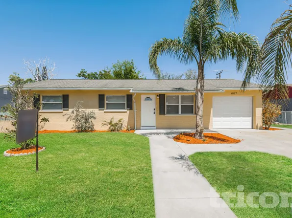 607 65th Ave W, Bradenton, FL 34207