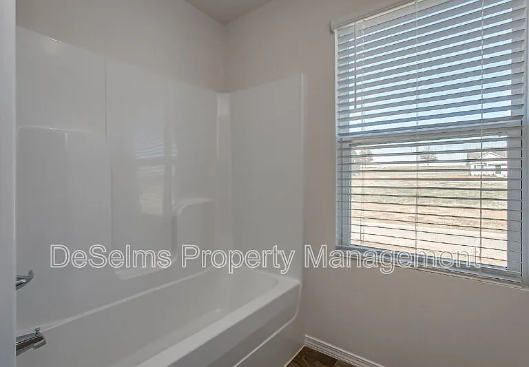2206 Yearling Dr — Photo 17