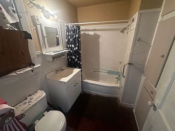 4th image of 1203 Edison Dr