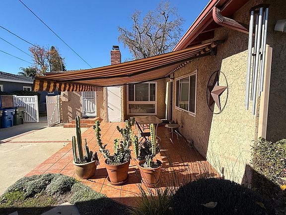 5th image of 4408 Glenfinnan Ave
