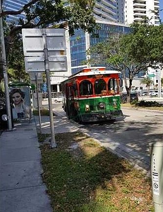 4th image of 1528 Brickell Ave 110 #110A