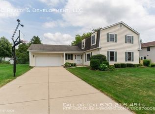 747 S Middleton Ave, Palatine, IL 60067