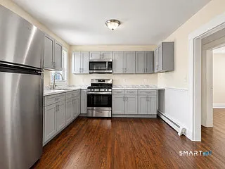 40-44 Vine St #3 — Photo 2
