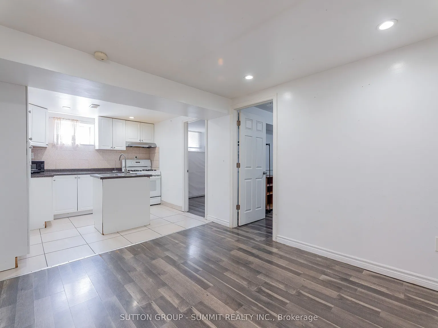2 bed, $2,200 — Photo 4