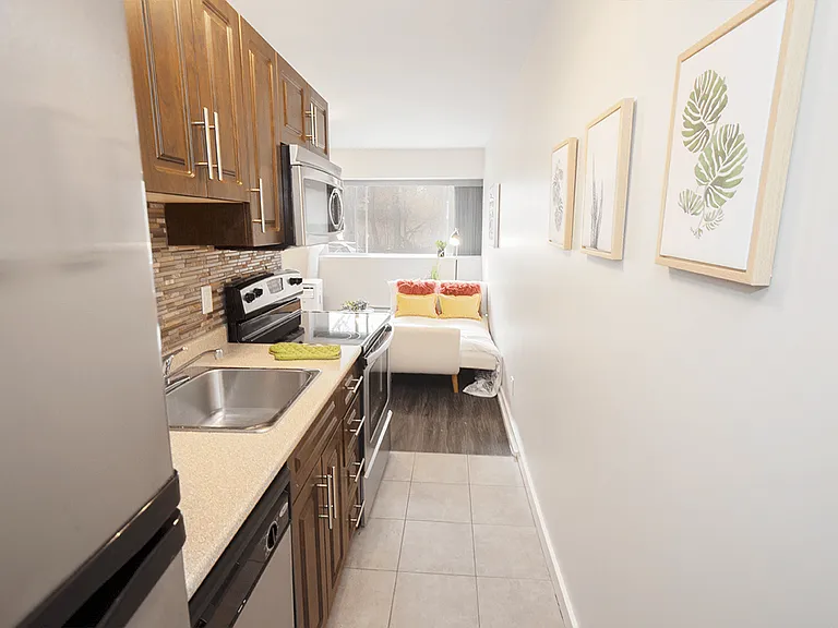 340 Assiniboine Ave #102 — Photo 4