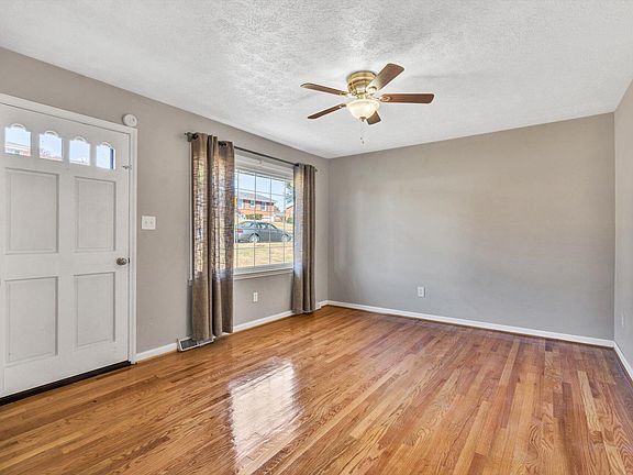 4th image of 1013 Claiborne Ave