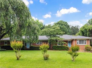 252 Lucerne Ln NW, Winston Salem, NC 27104