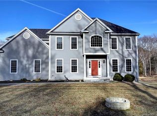 109 Ash Swamp Rd, Glastonbury, CT 06033