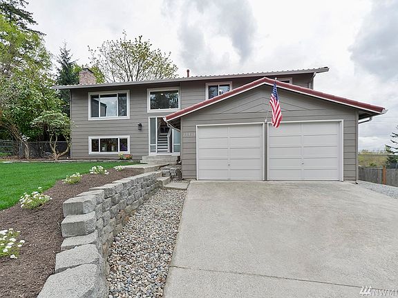 2nd image of 23908 Westview Ct