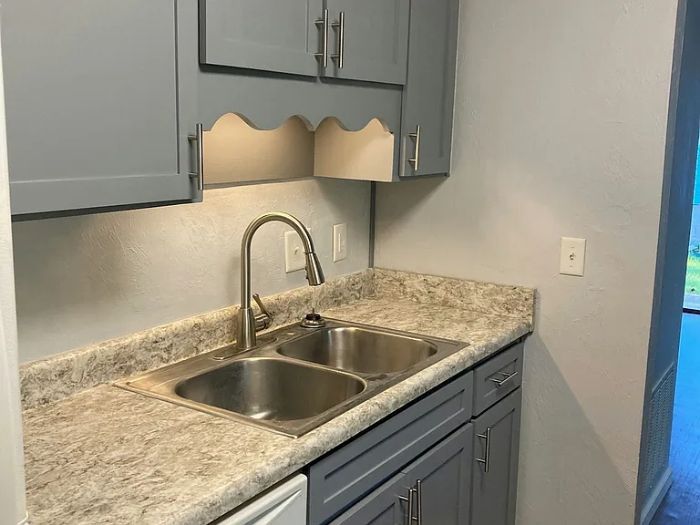 3001 Oak Hammock Ln #A — Photo 6