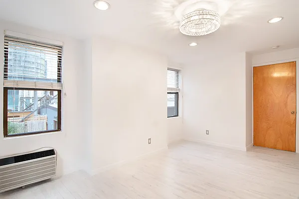 Rented by WAM Partners - William Moses Co. | media 28