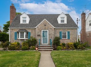 91 Lutz Drive, Valley Stream, NY 11580