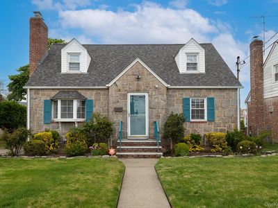 91 Lutz Drive, Valley Stream, NY, 11580