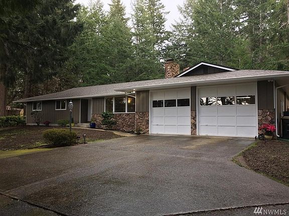4th image of 7829 Holiday Valley Dr NW