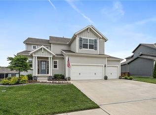 124 SE Briar Valley Ln, Blue Springs, MO 64064