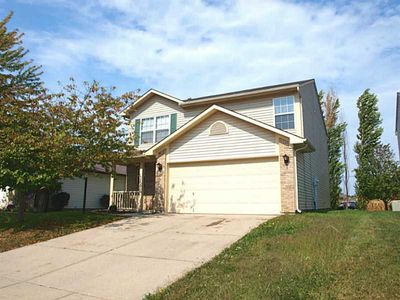 560 Rocky Meadow Dr, Greenwood, IN, 46143