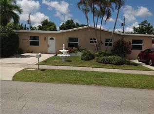 8840 SW 43rd St, Miami, FL 33165