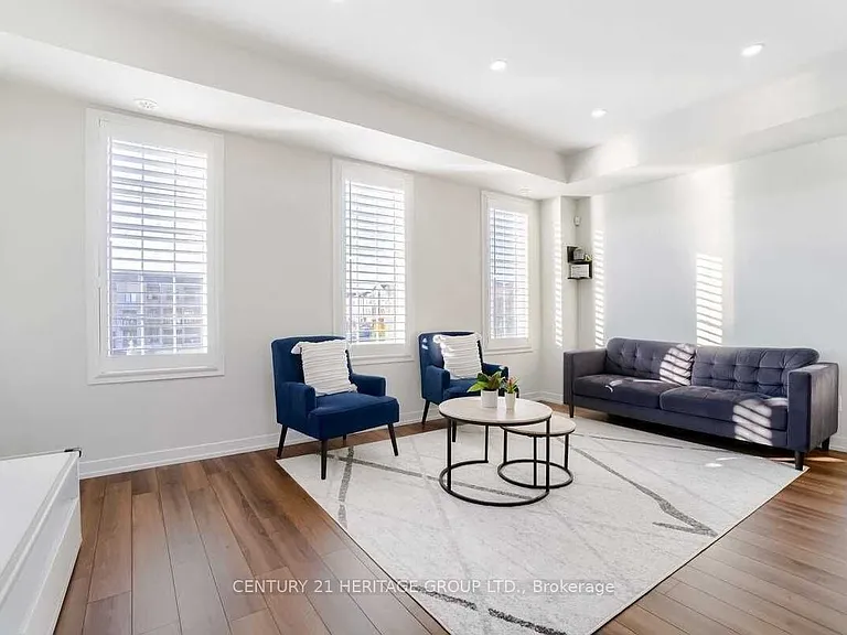 239 Harding Park St — Photo 5