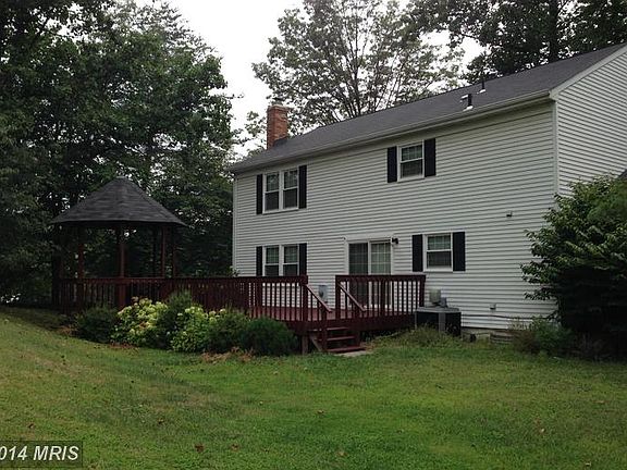 2nd image of 8851 Woodlawn Way