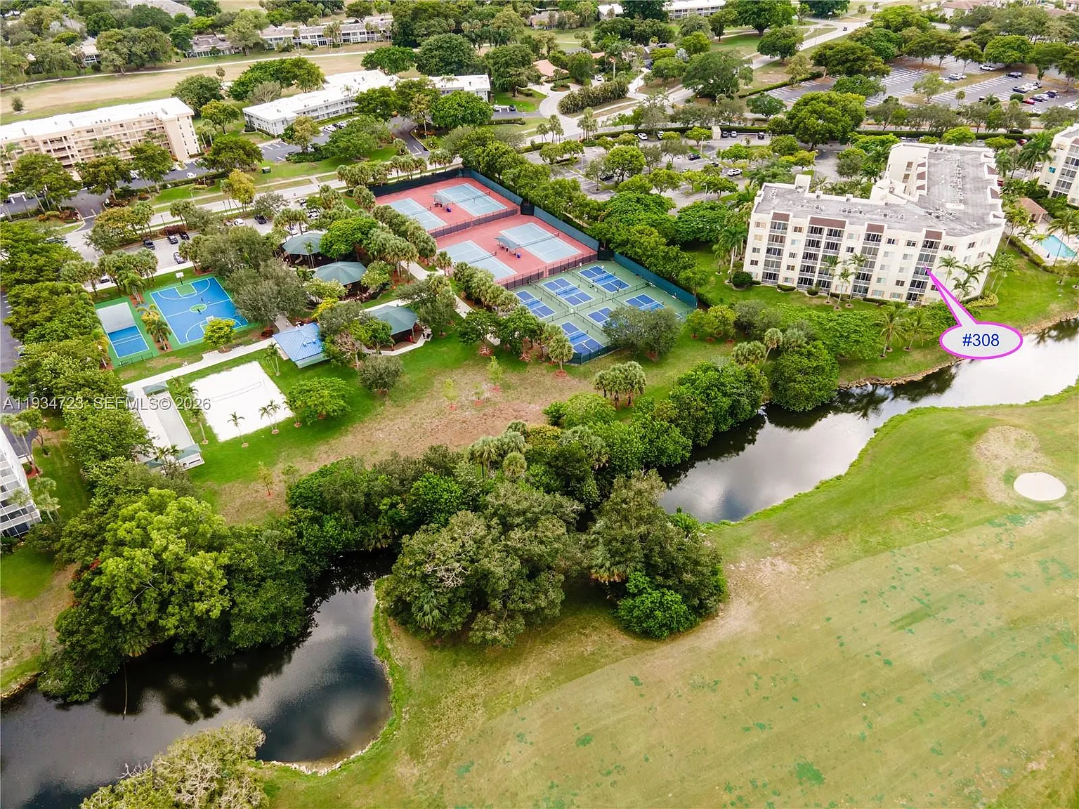 Royal Point At Palm Aire — Photo 1