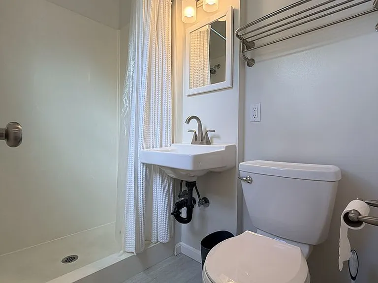 2013 Kakela Dr — Photo 21