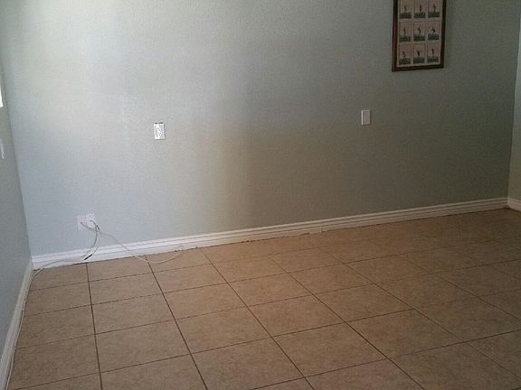 5th image of 5213 W Sunnyside Dr